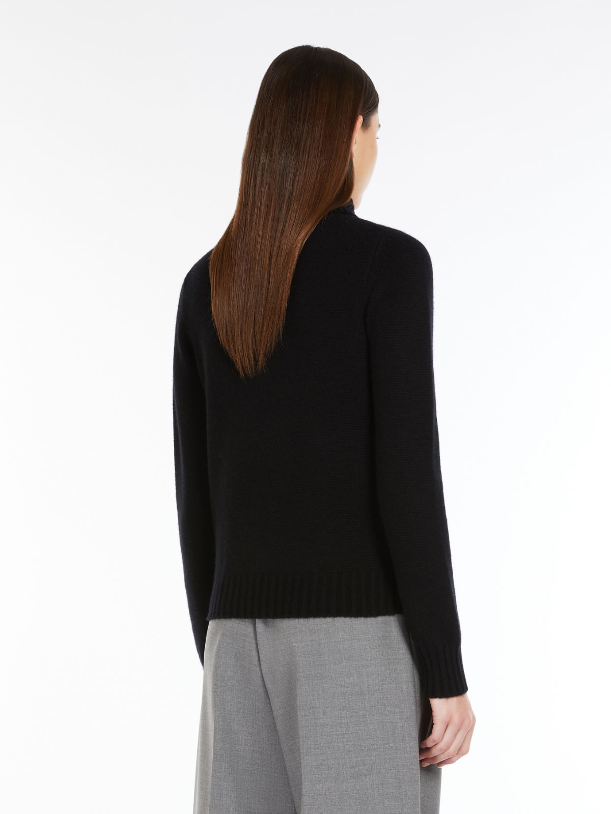Cashmere-blend jumper with zip