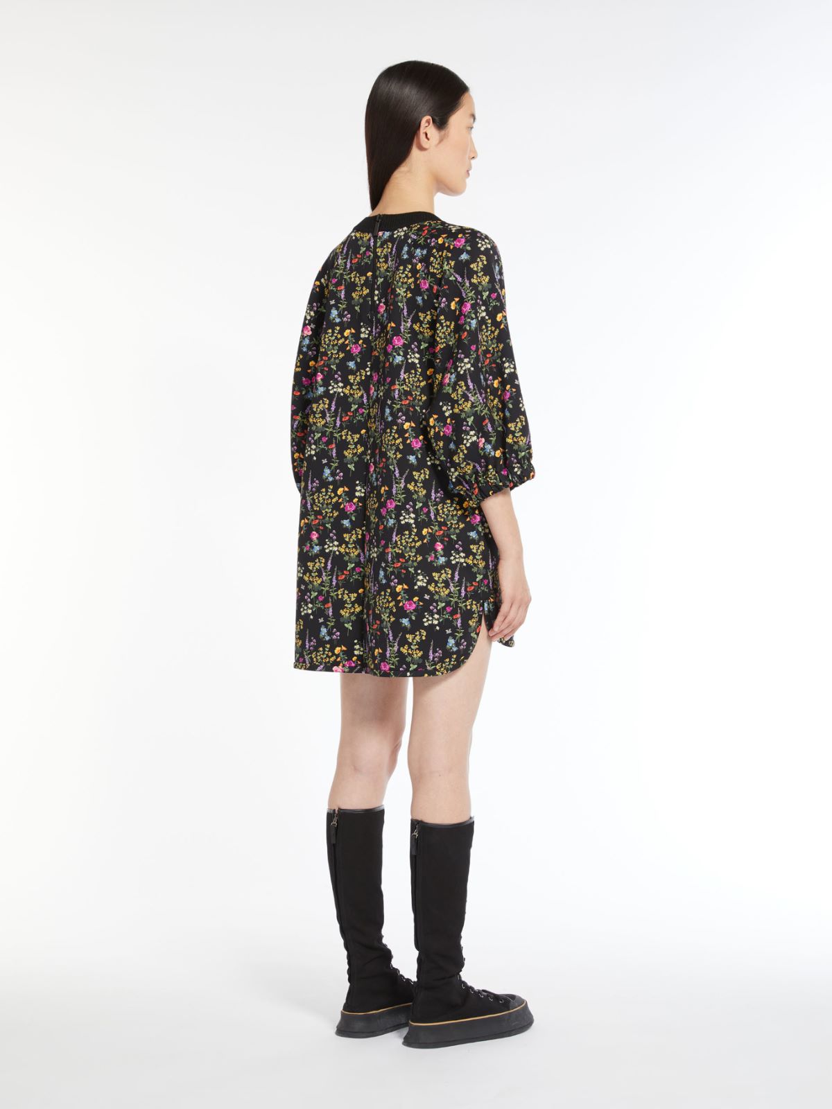 Short scuba jersey dress