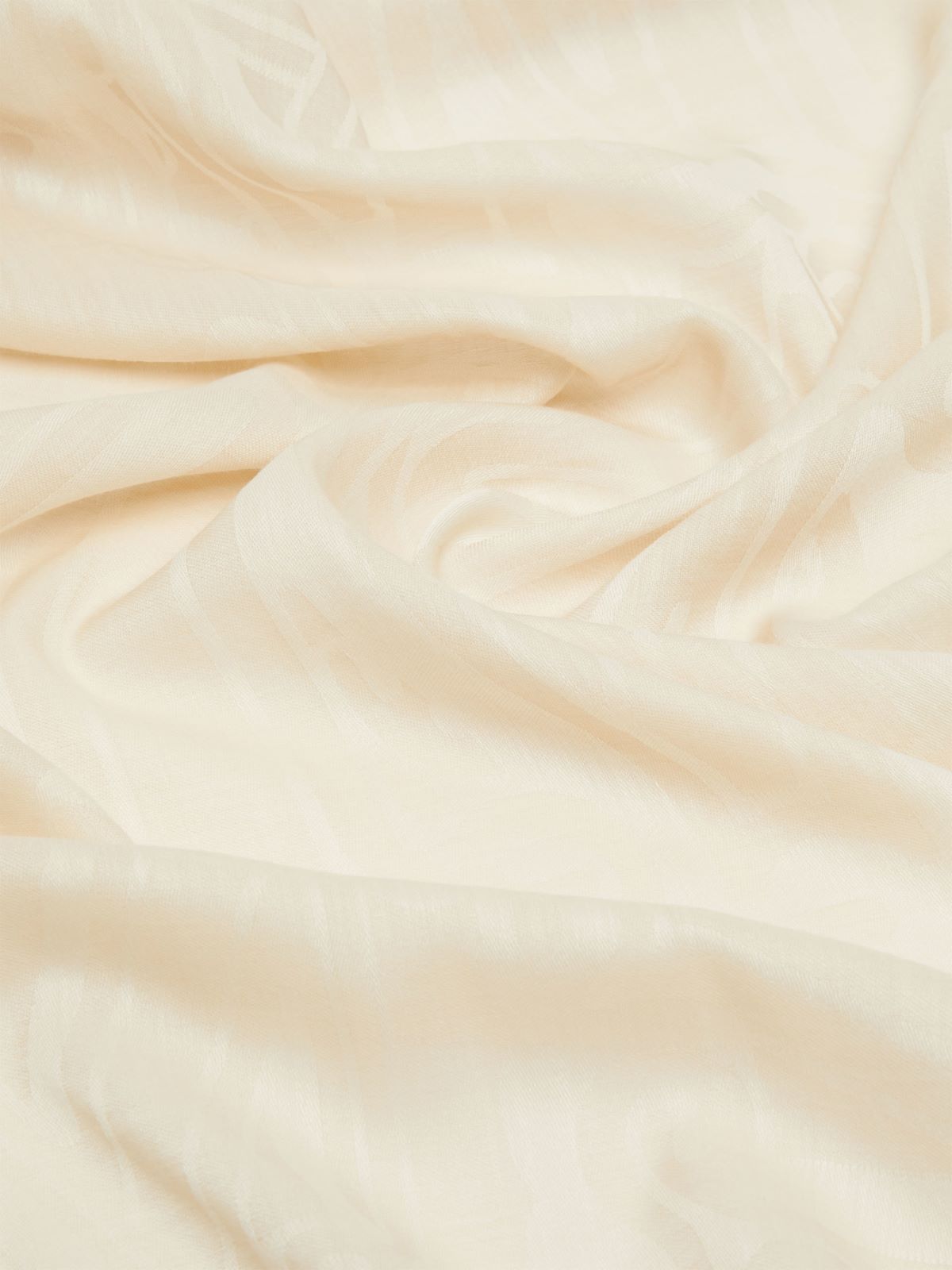 Wool, cotton and silk stole