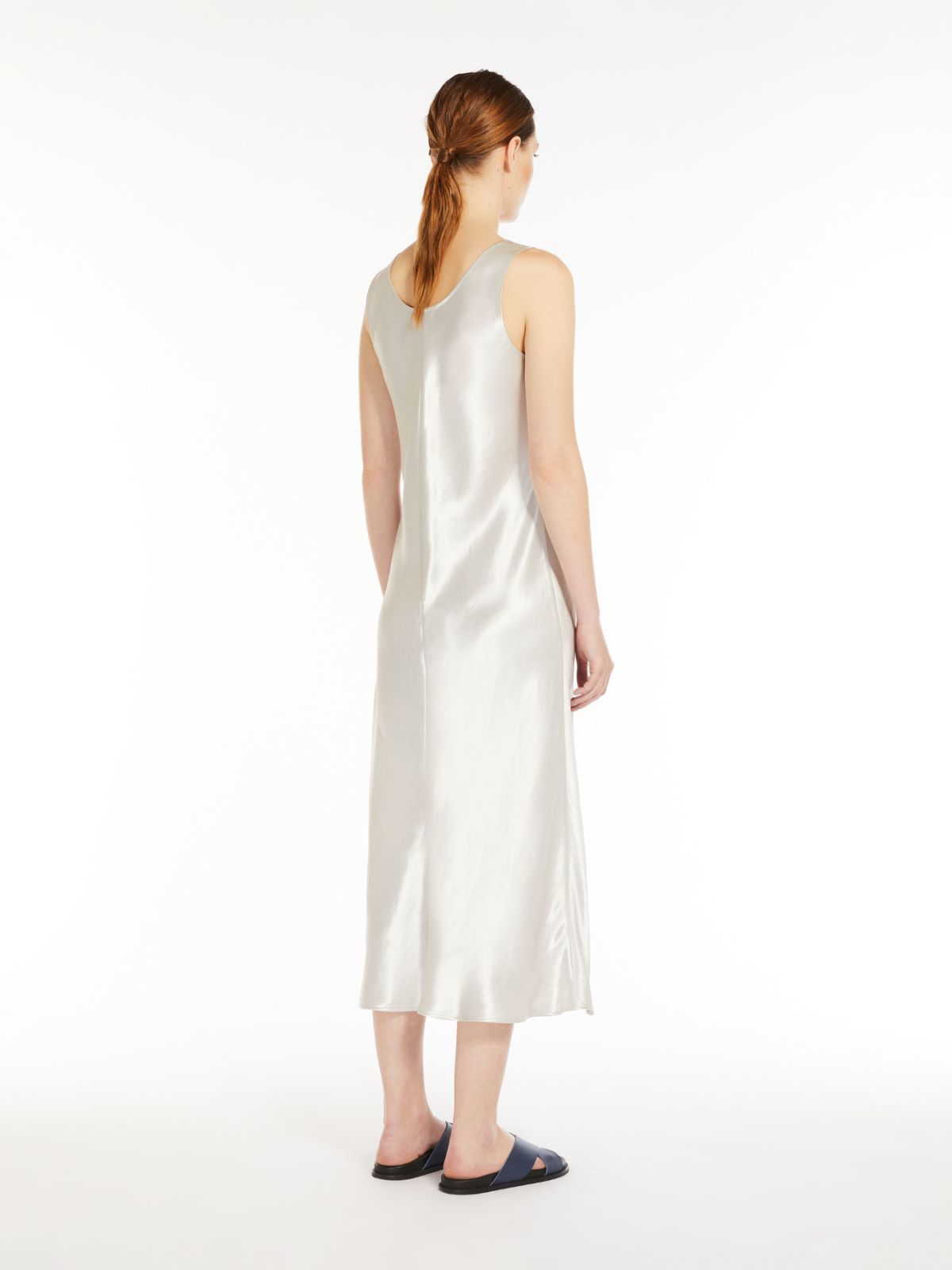 Long technical satin dress