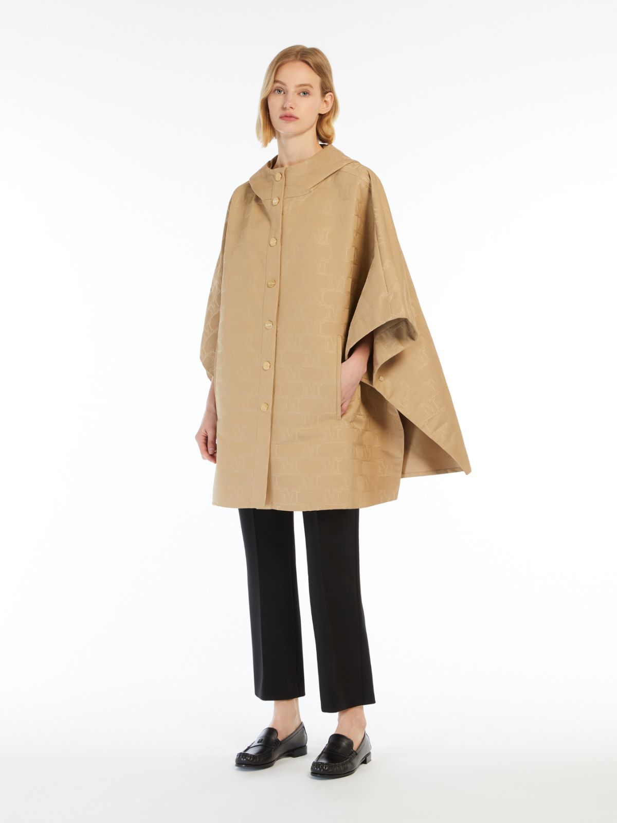 Water-repellent jacquard cape