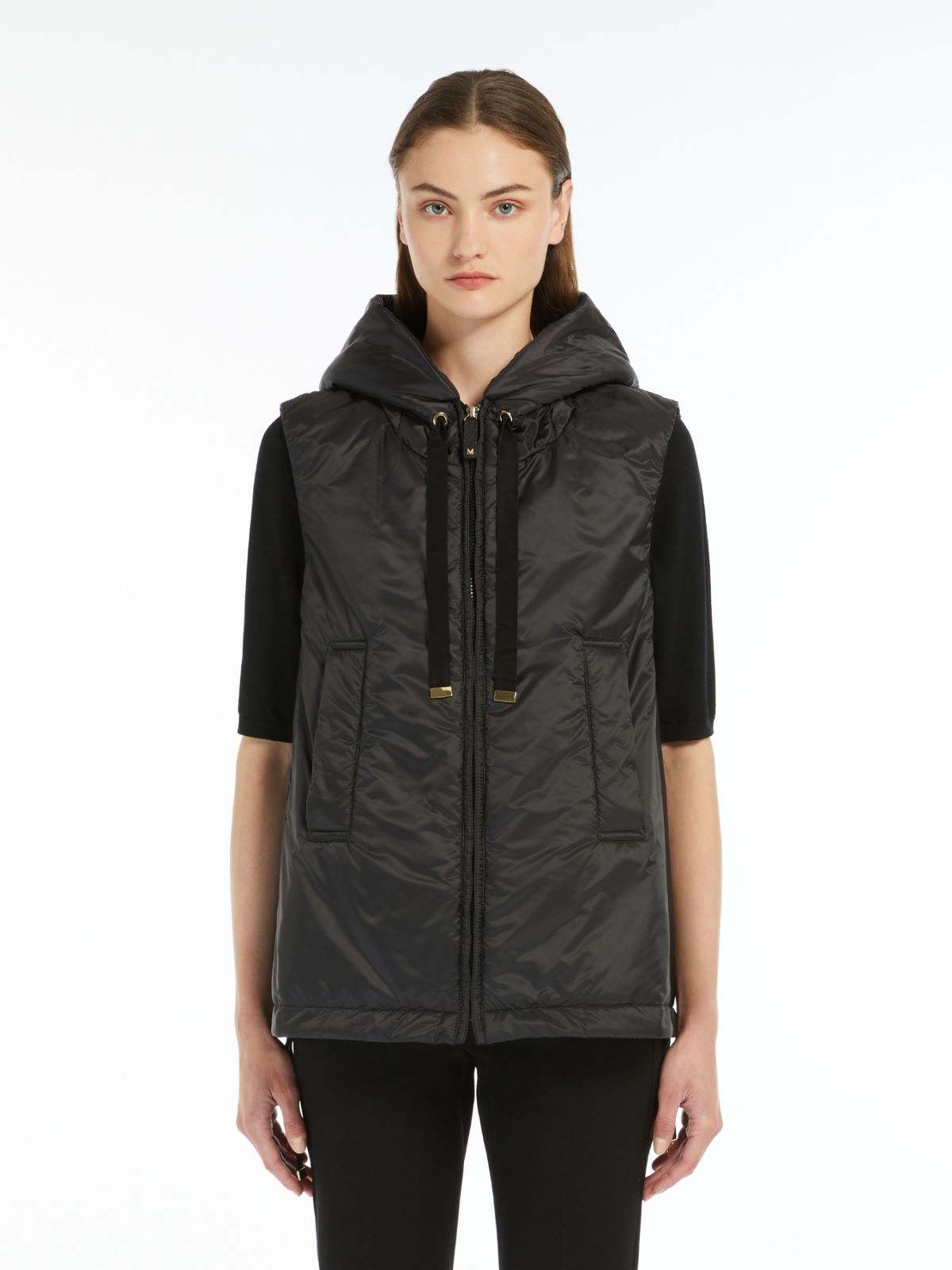 Water-repellent technical canvas gilet
