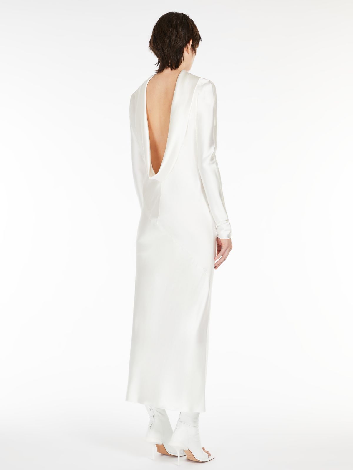 Compact satin kimono dress