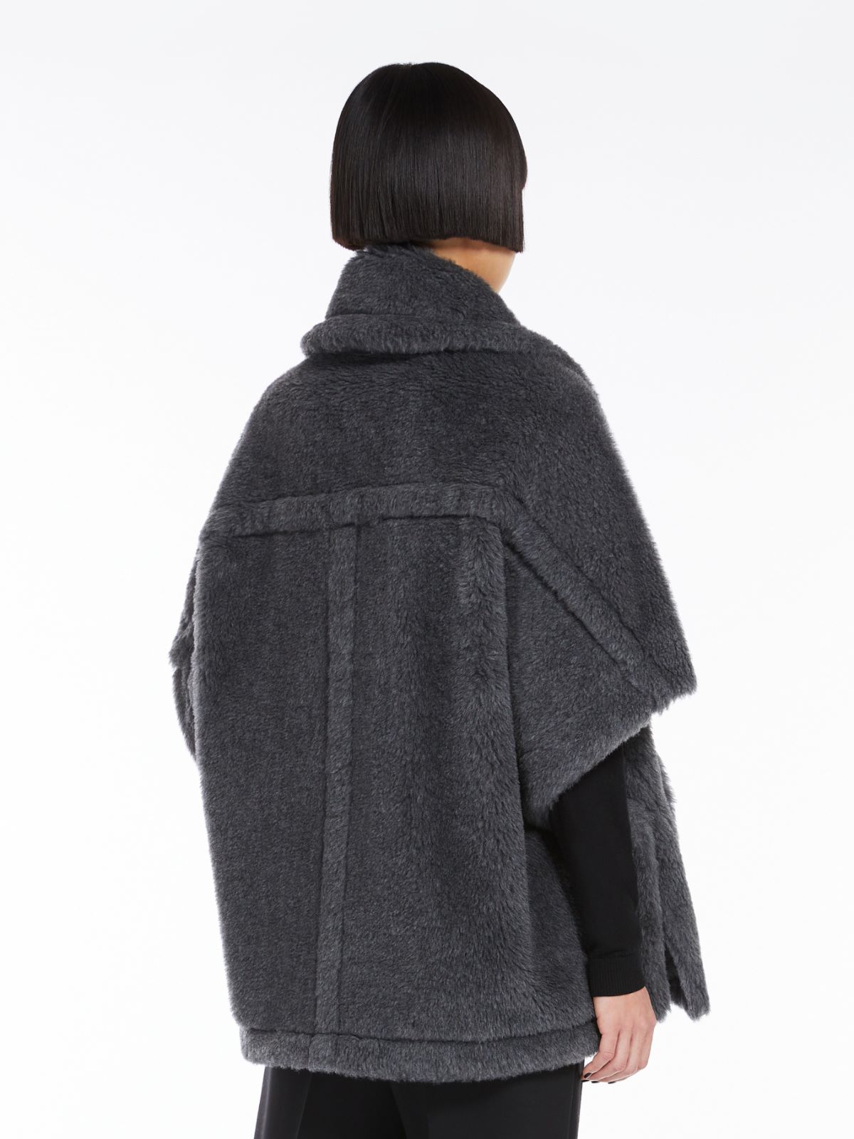 Biker jacket cape in wool and alpaca Teddy fabric