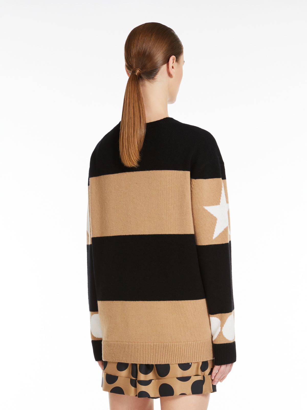 Oversized wool and cashmere jumper