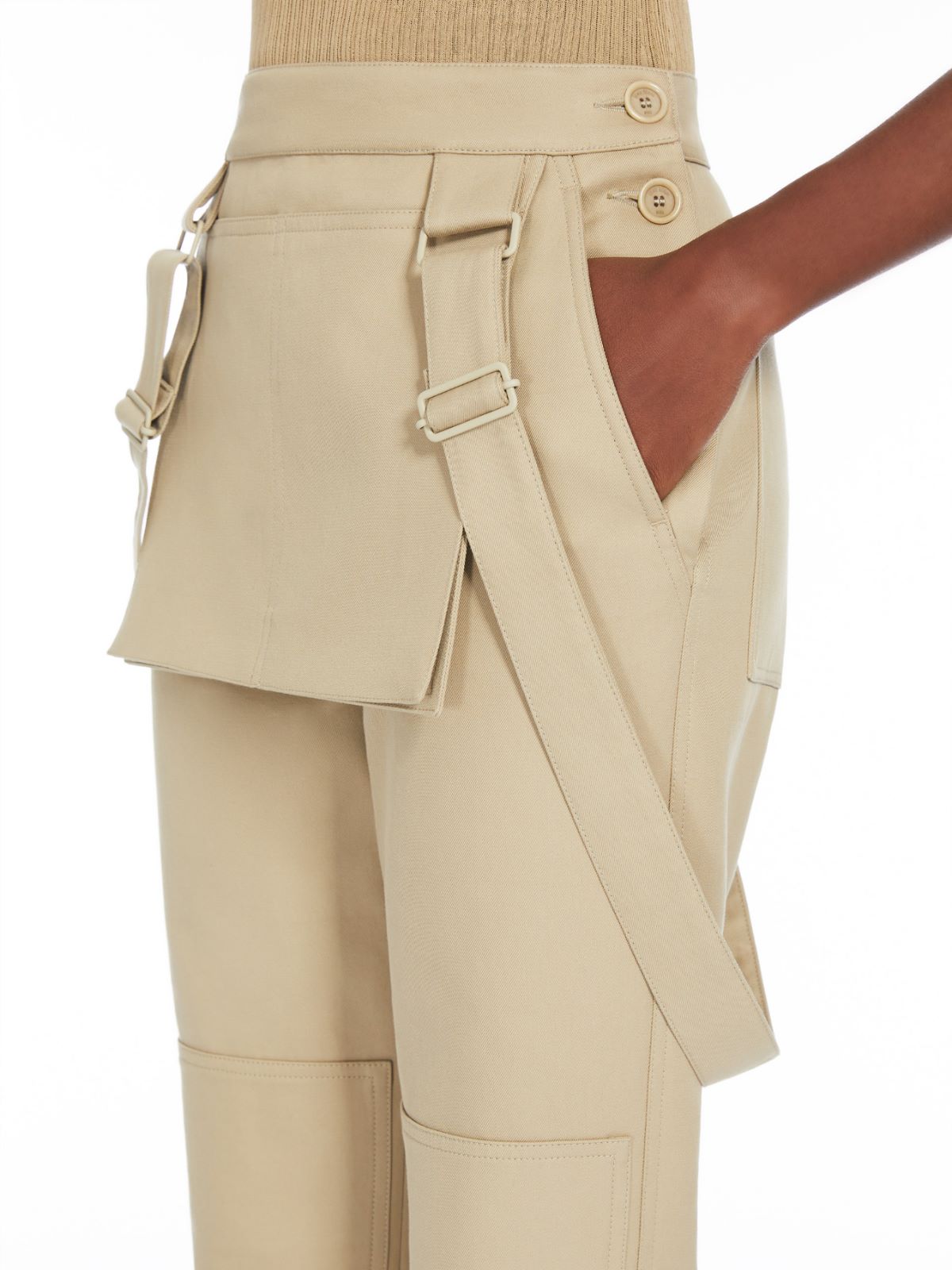 Stretch cotton trousers with braces