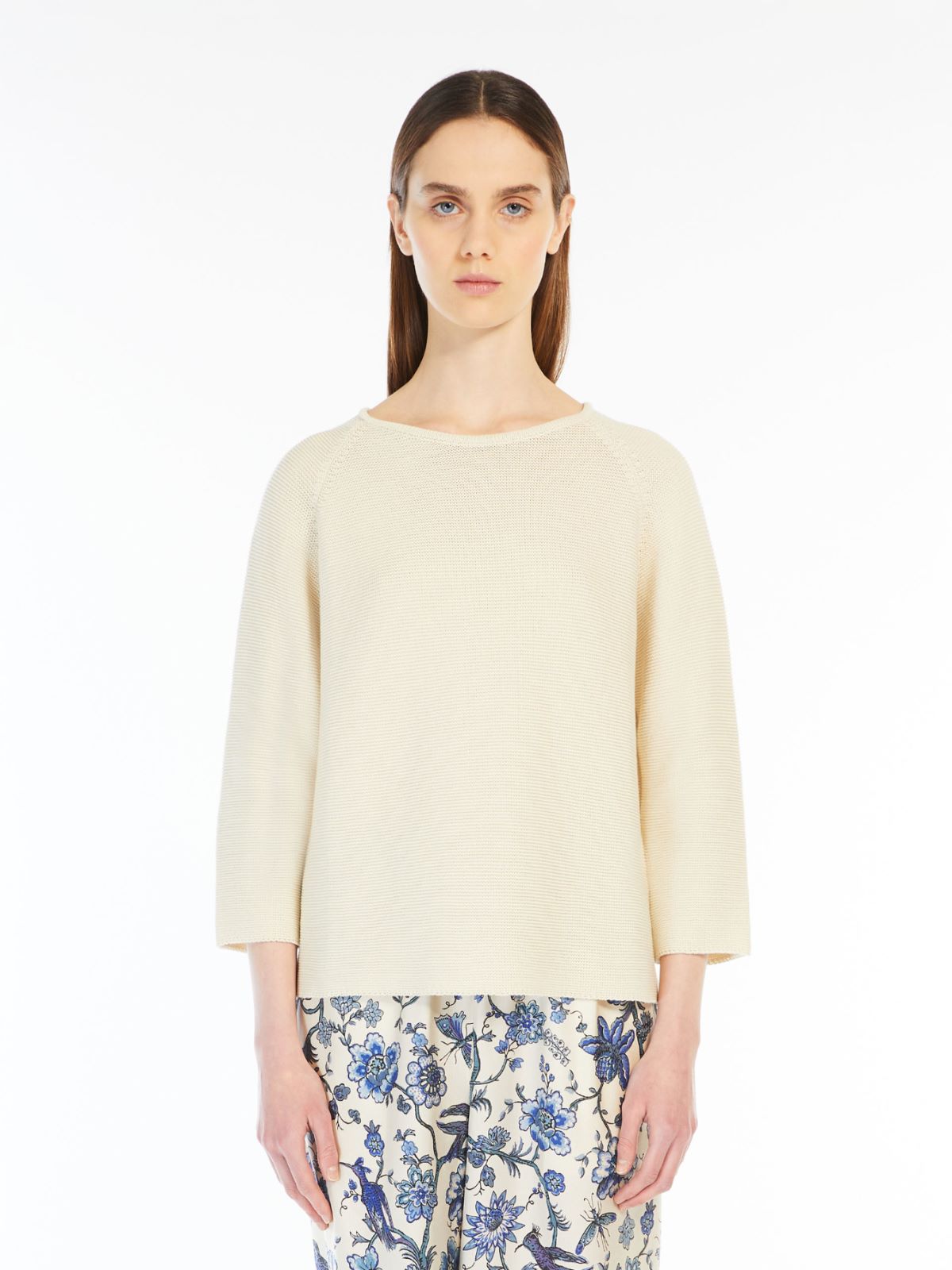 Relaxed-fit cotton yarn sweater