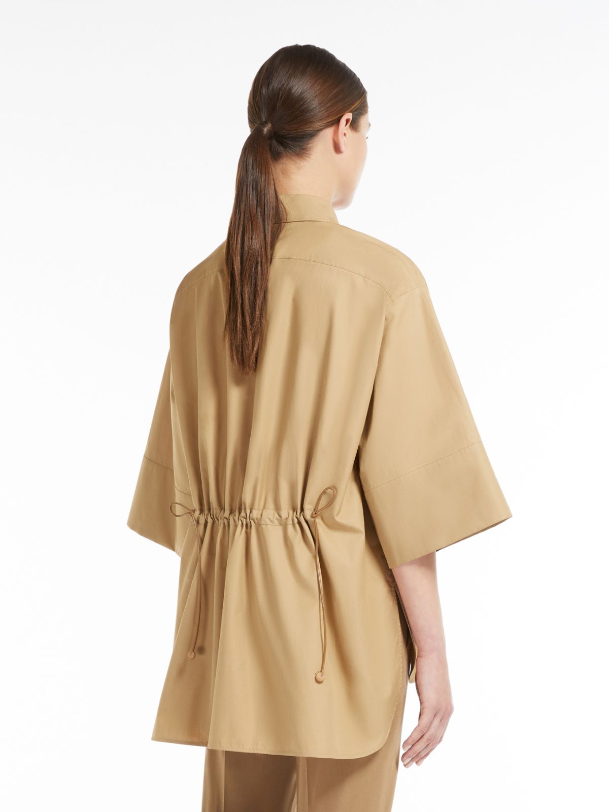 Loose-fitting cotton poplin shirt