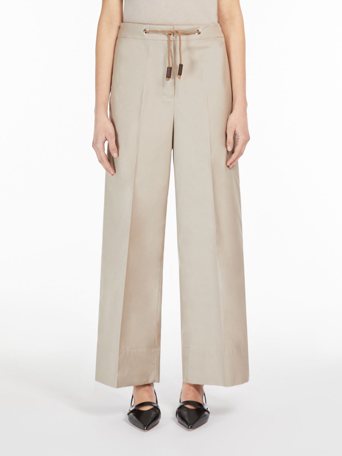 Water-repellent twill trousers