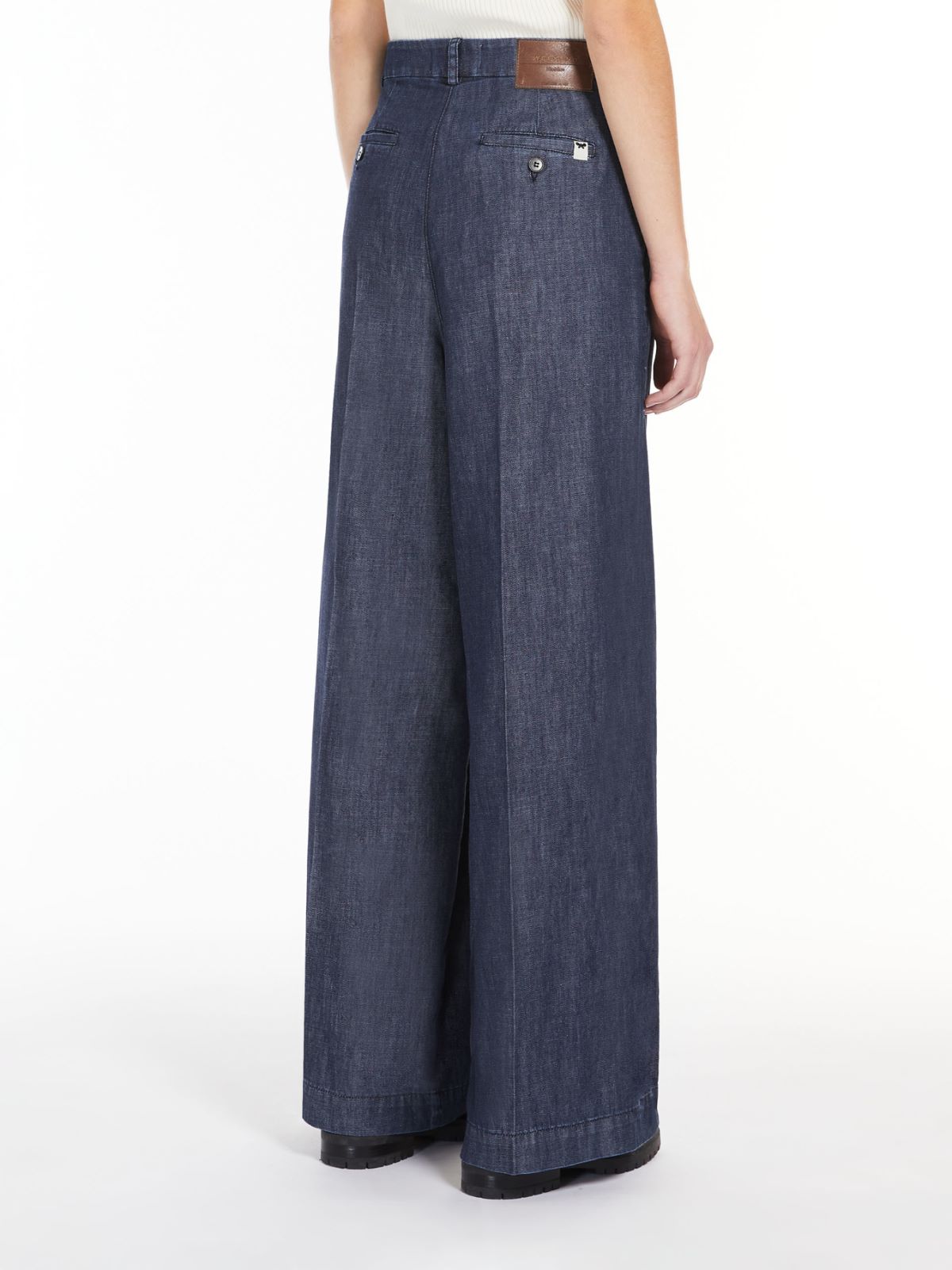 Lightweight denim trousers