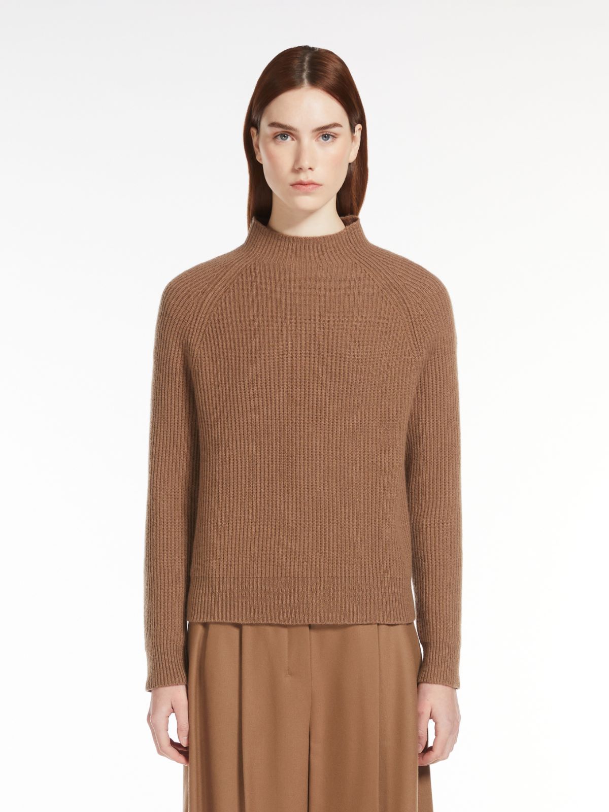 Wool and cashmere jumper