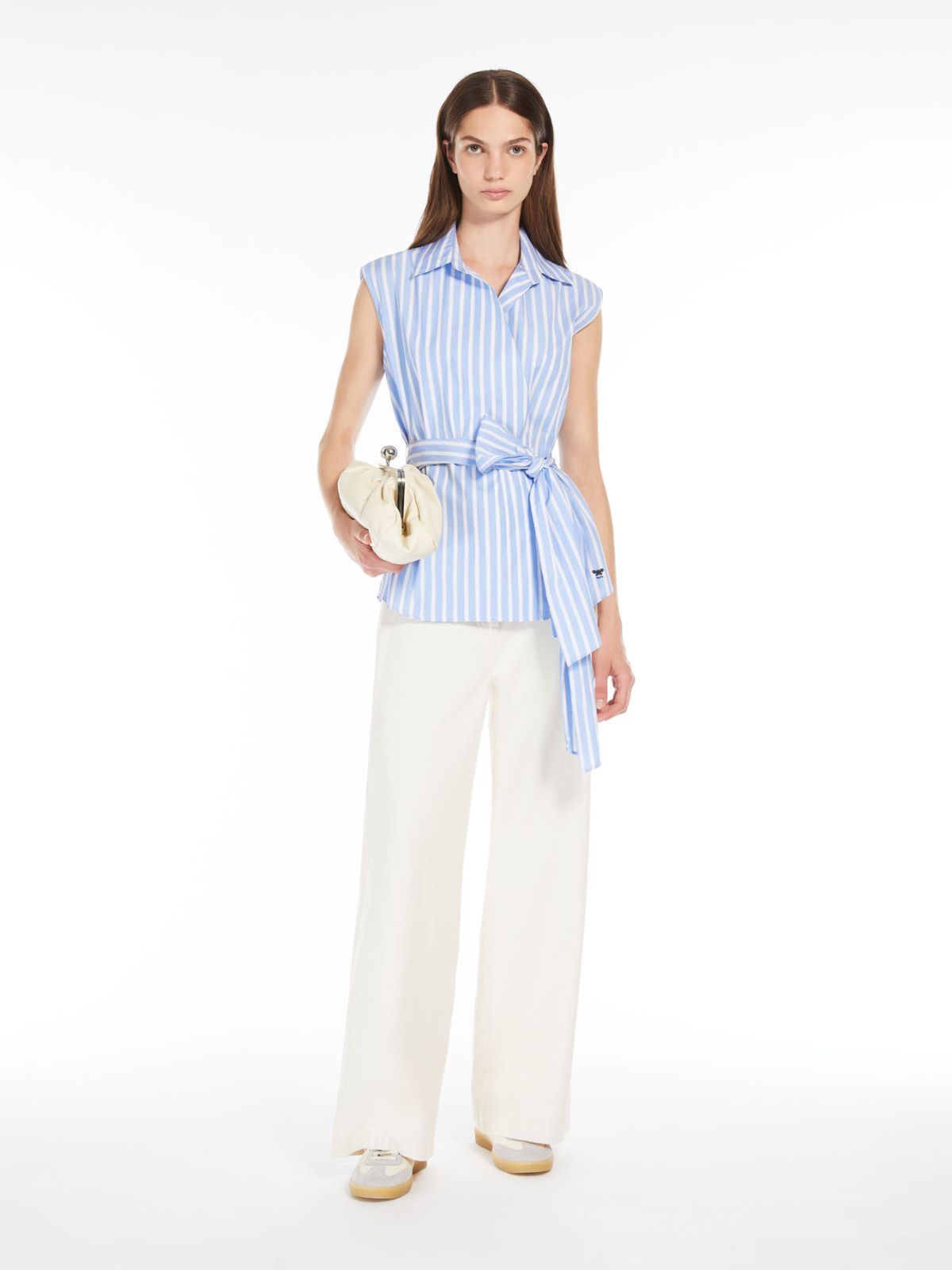 Sleeveless poplin shirt