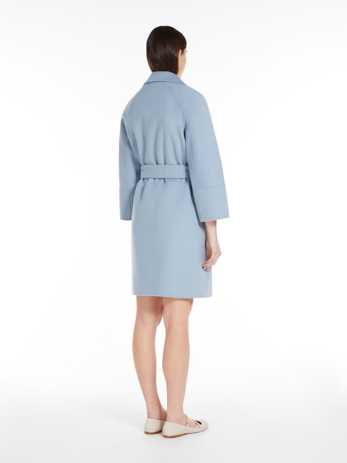 Double-faced short wool coat