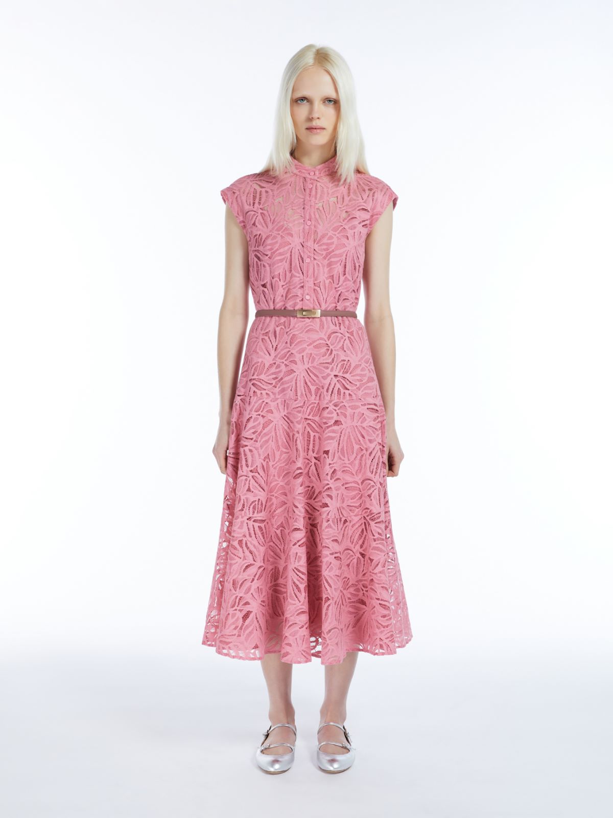 Lace dress with flounces