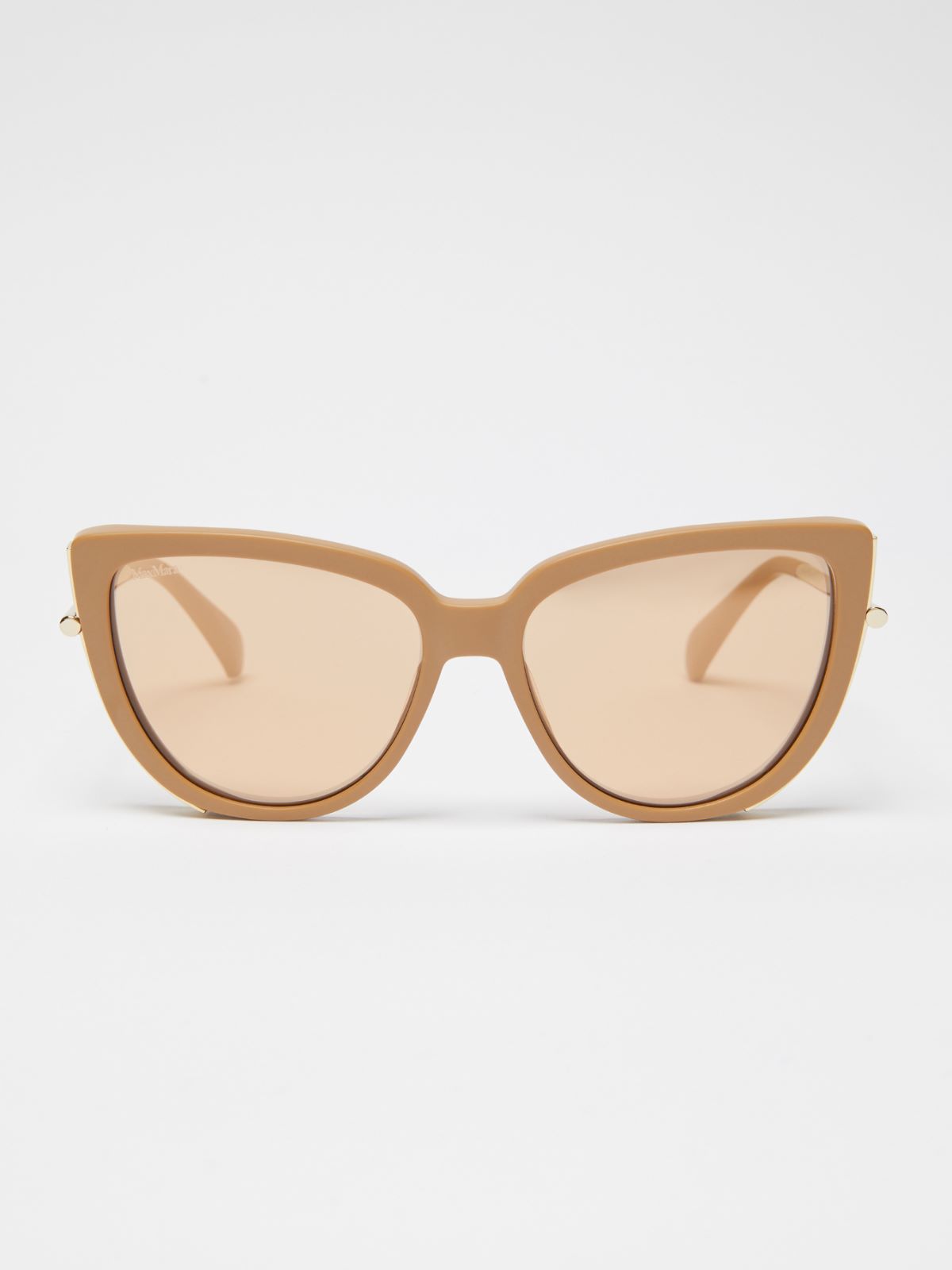 Cat-eye sunglasses
