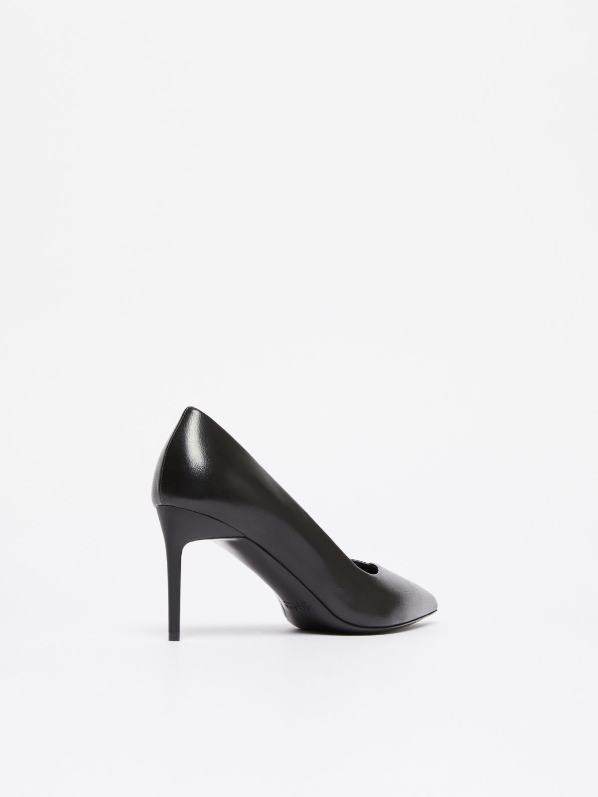 Nappa leather court shoes