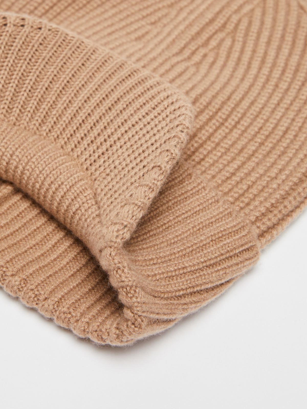 Cashmere beanie