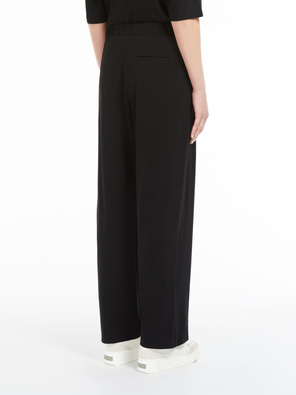 Jersey crepe carrot trousers