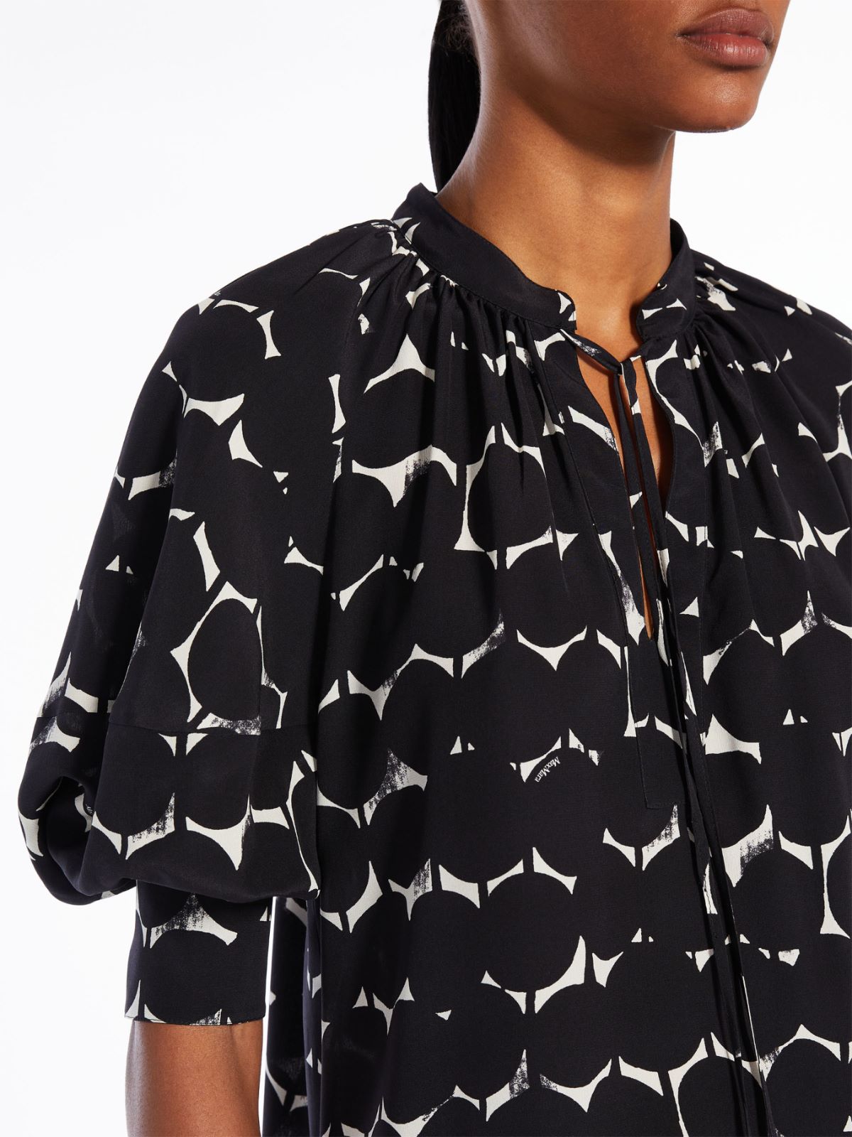 Feminine shirt in printed twill