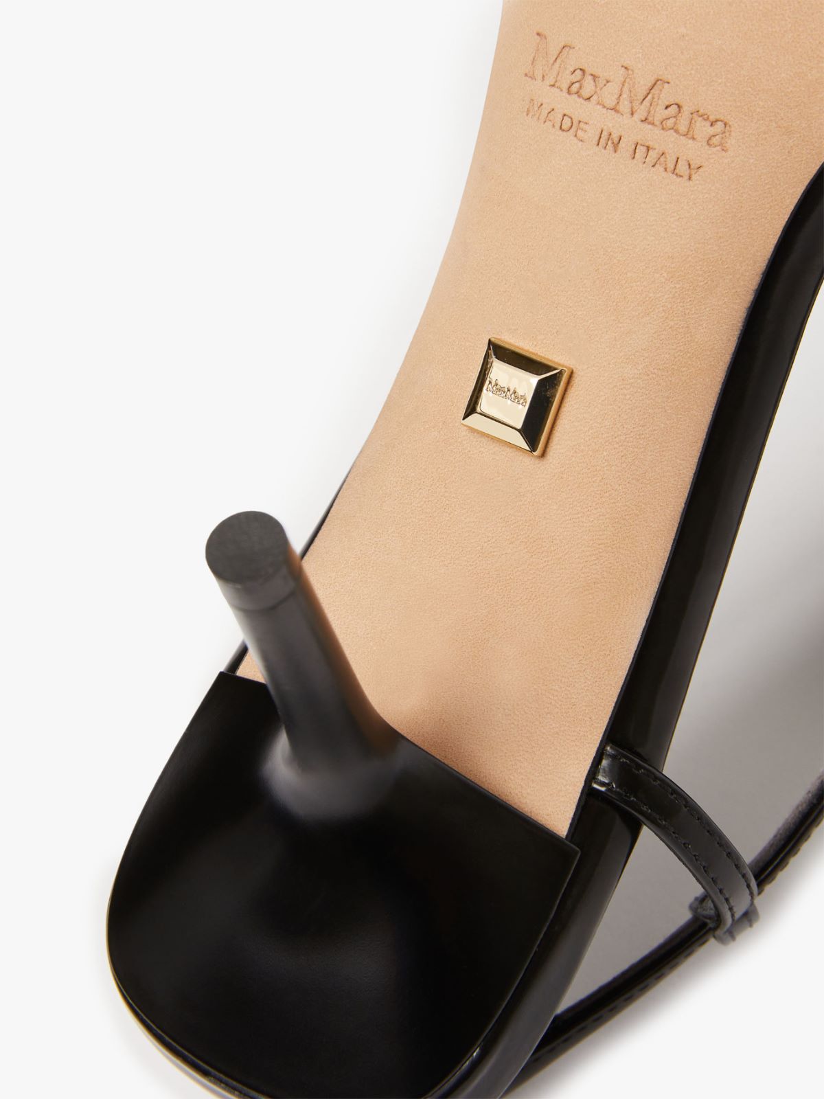 Leather slingback court shoes