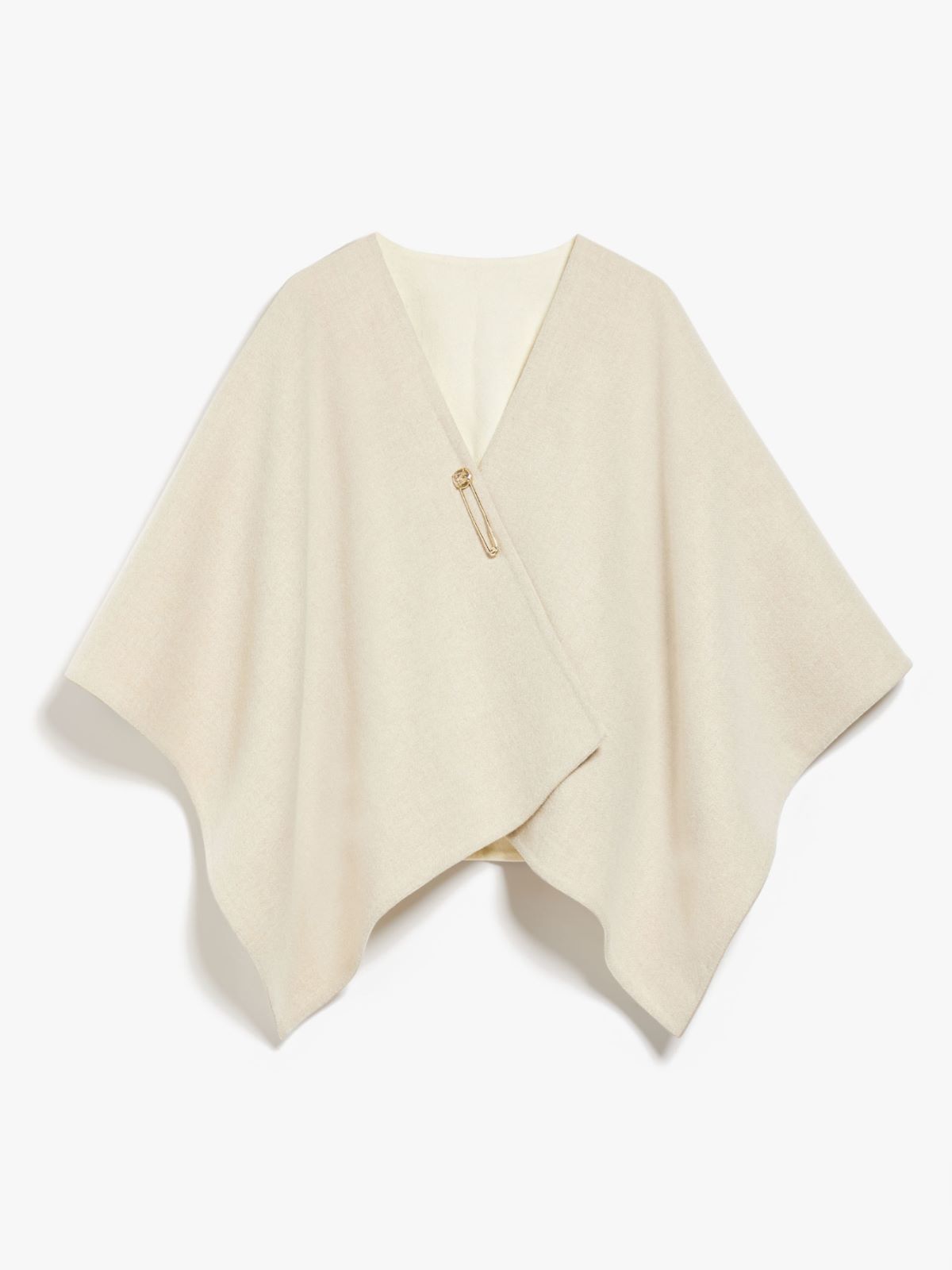 Reversible alpaca cape