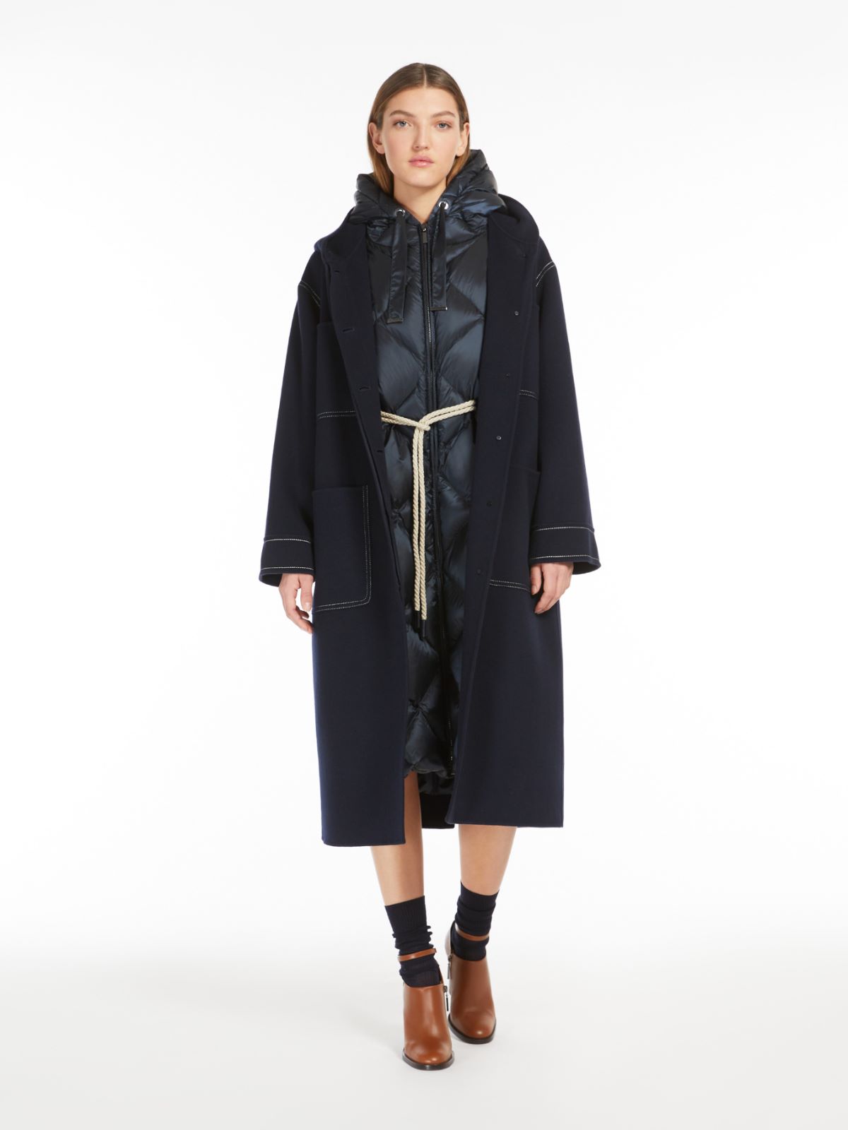 Water-repellent midi gilet