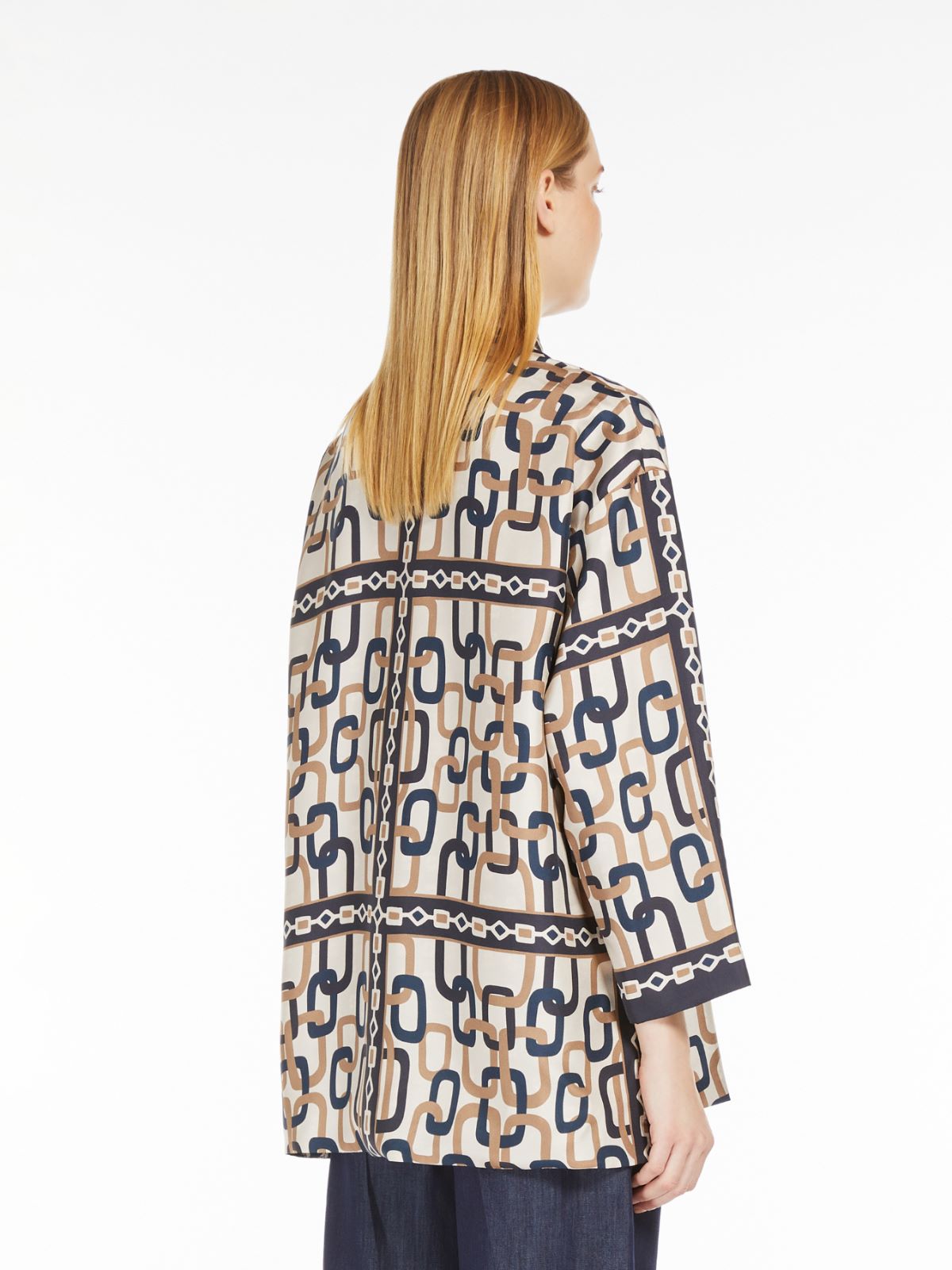 Reversible shirt in printed silk