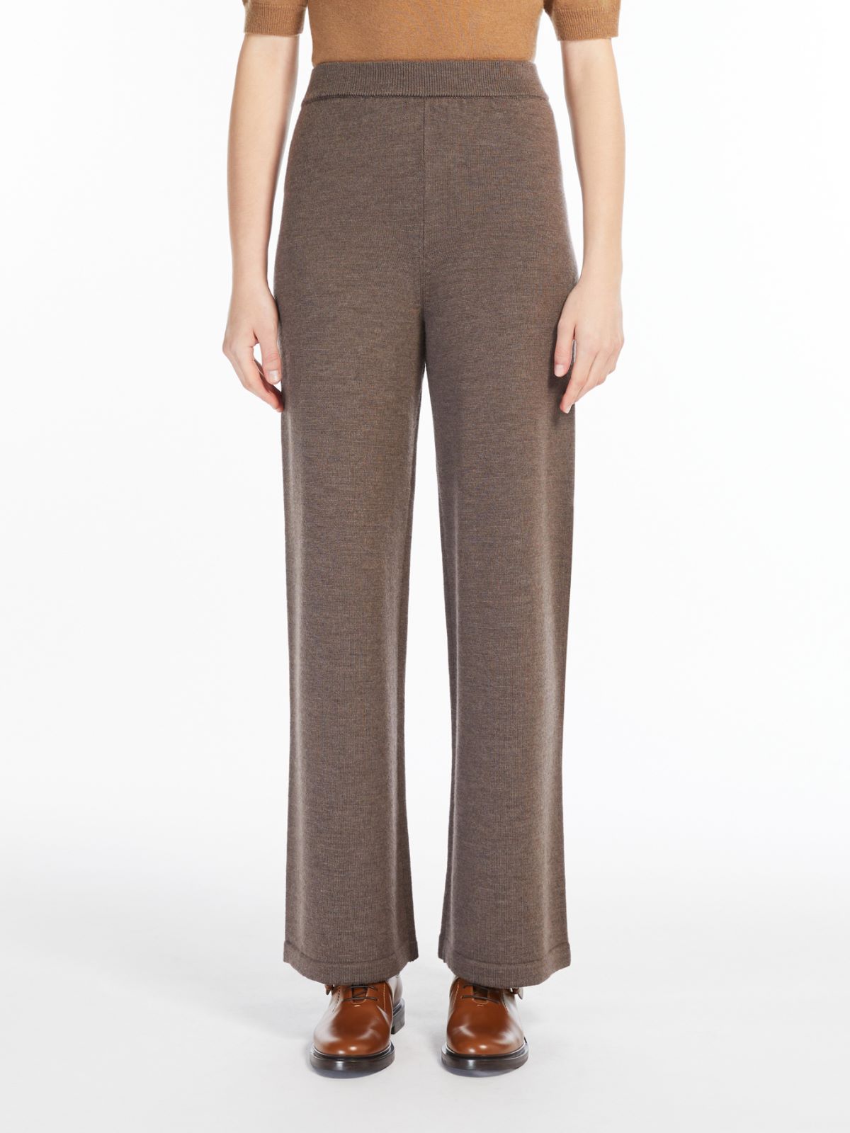 Straight wool trousers