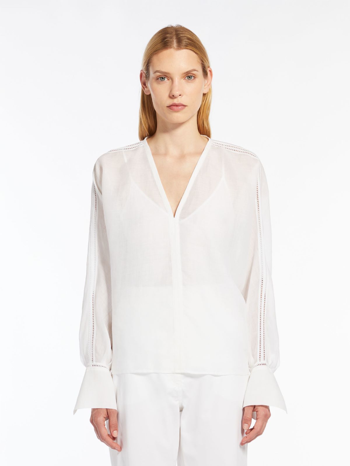 Ramie gauze and lace blouse