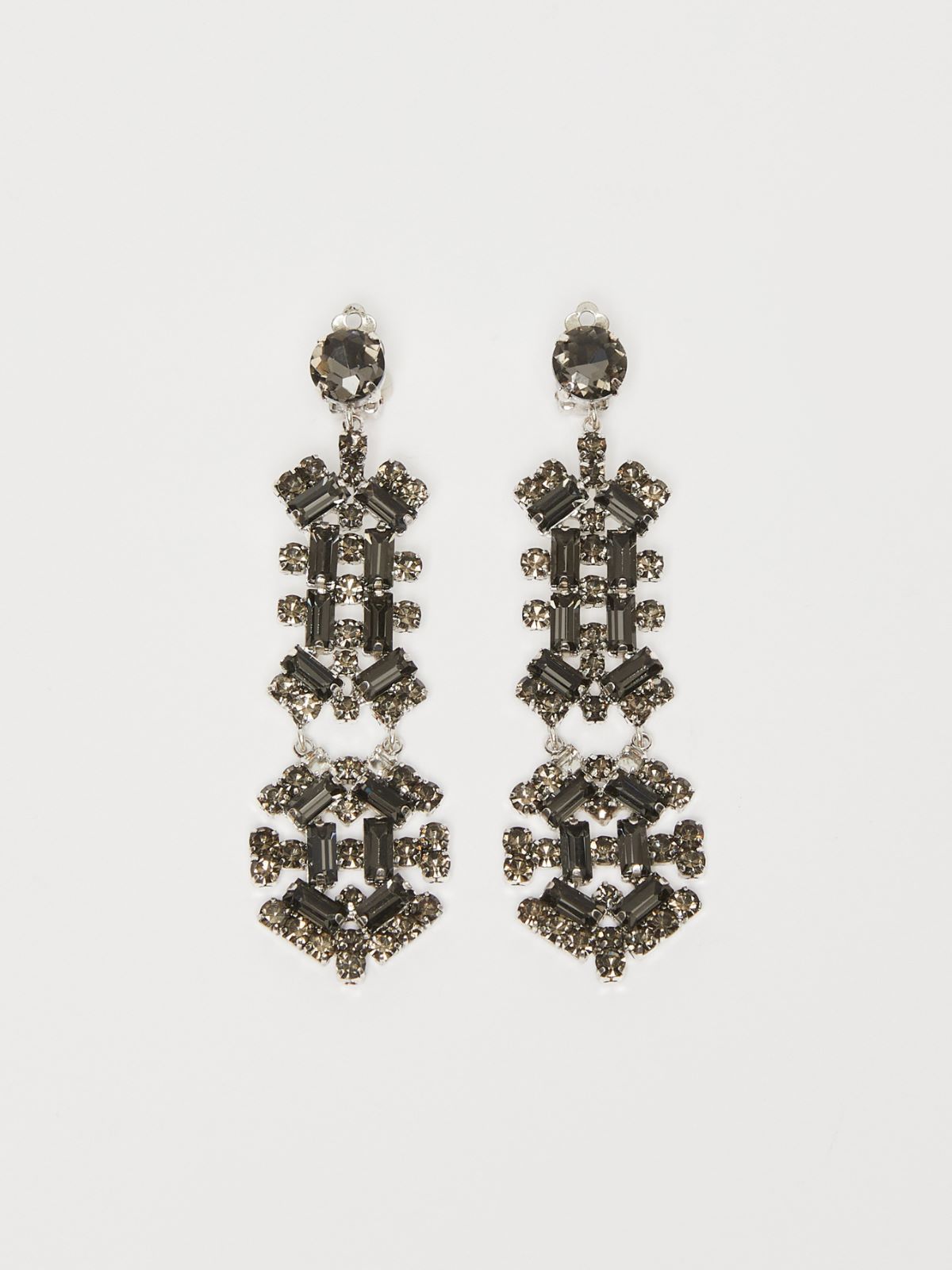Chandelier earrings