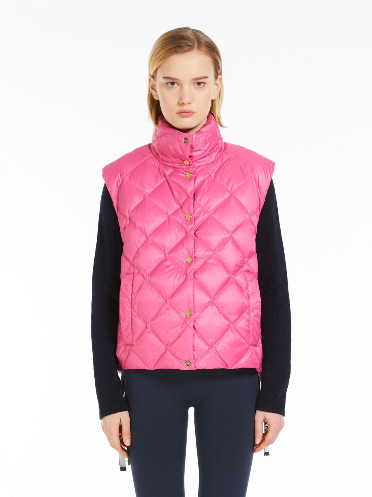 Water-resistant technical canvas gilet