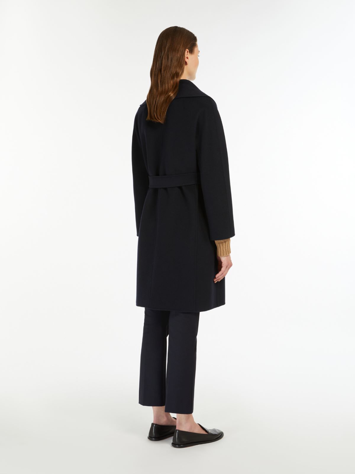 Short wool coat