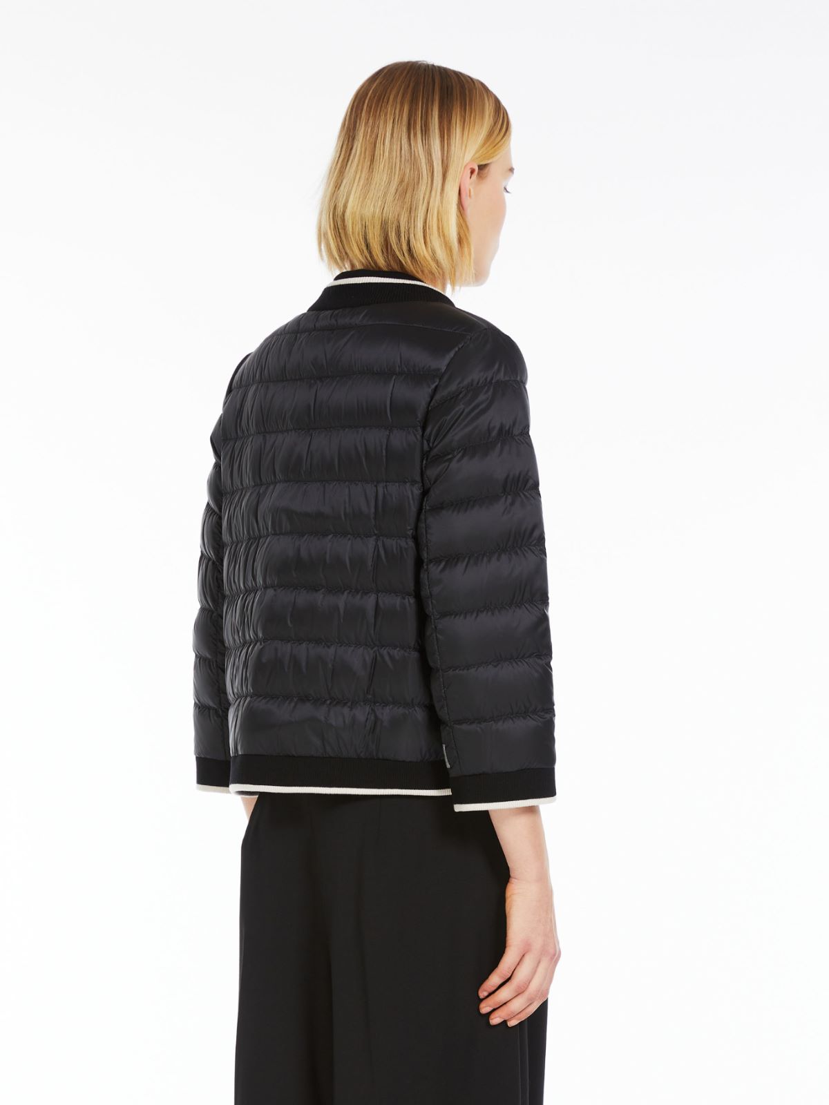 Water-resistant canvas short jacket