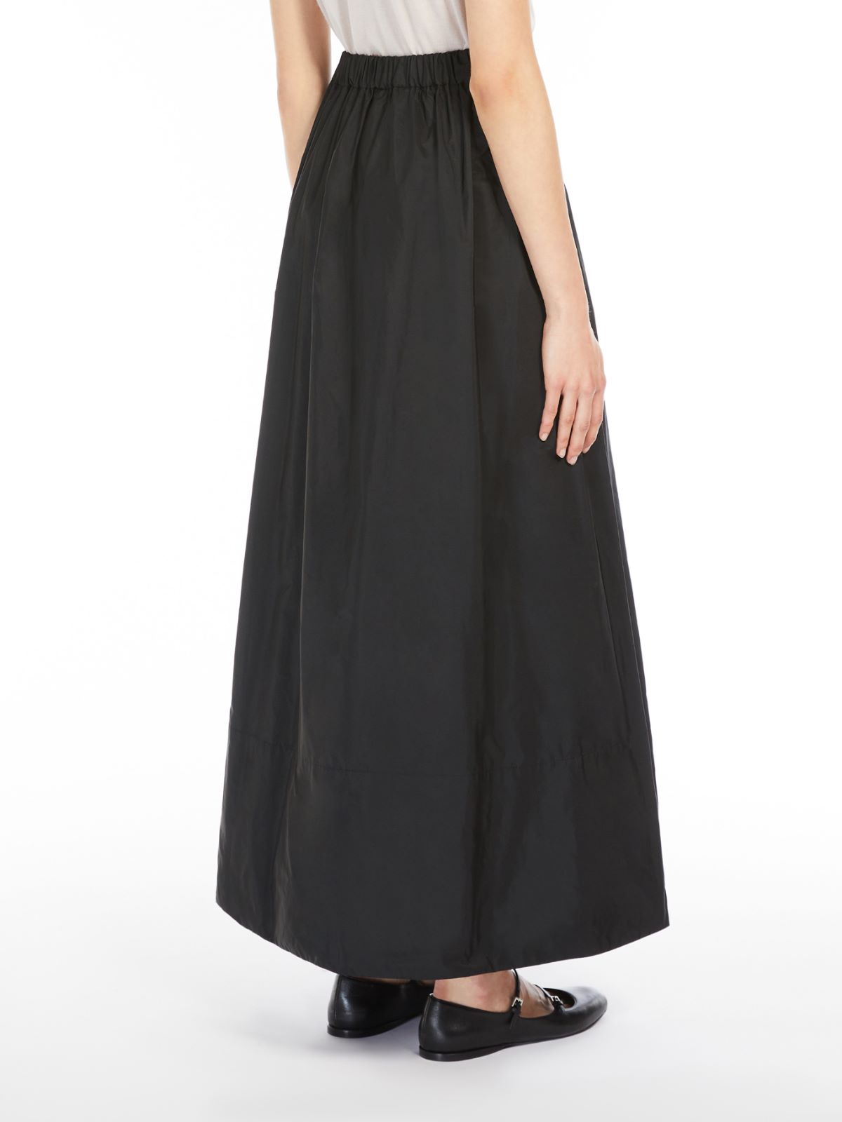 Long taffeta skirt