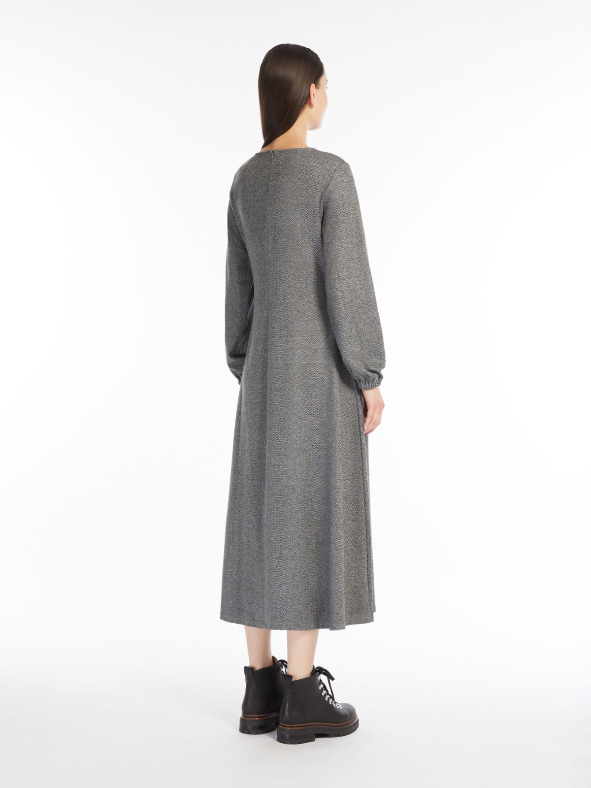 Flowing jacquard jersey dress