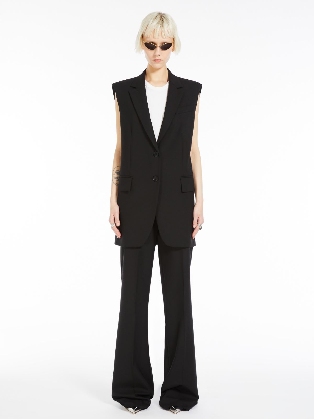 Sleeveless wool blazer