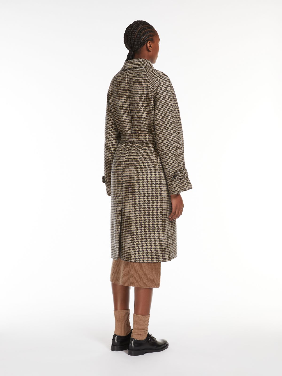 Houndstooth wool coat