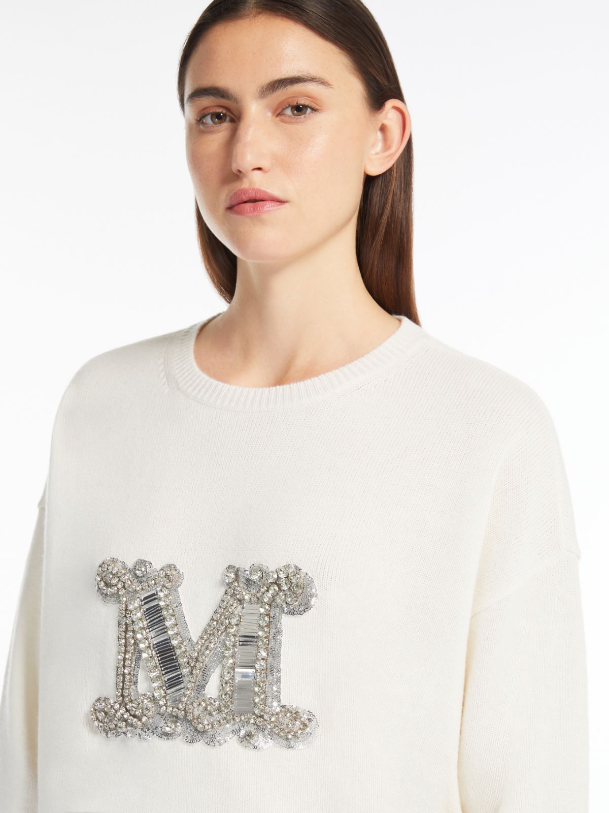 Oversized wool and cashmere jumper