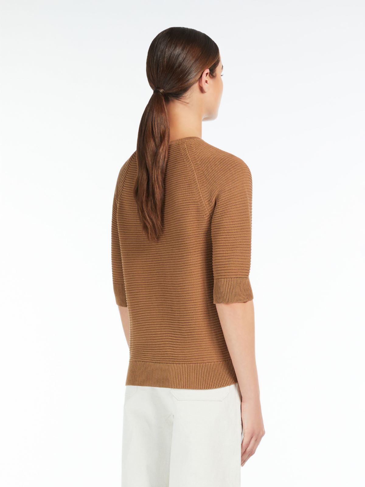 Feminine cotton yarn jumper