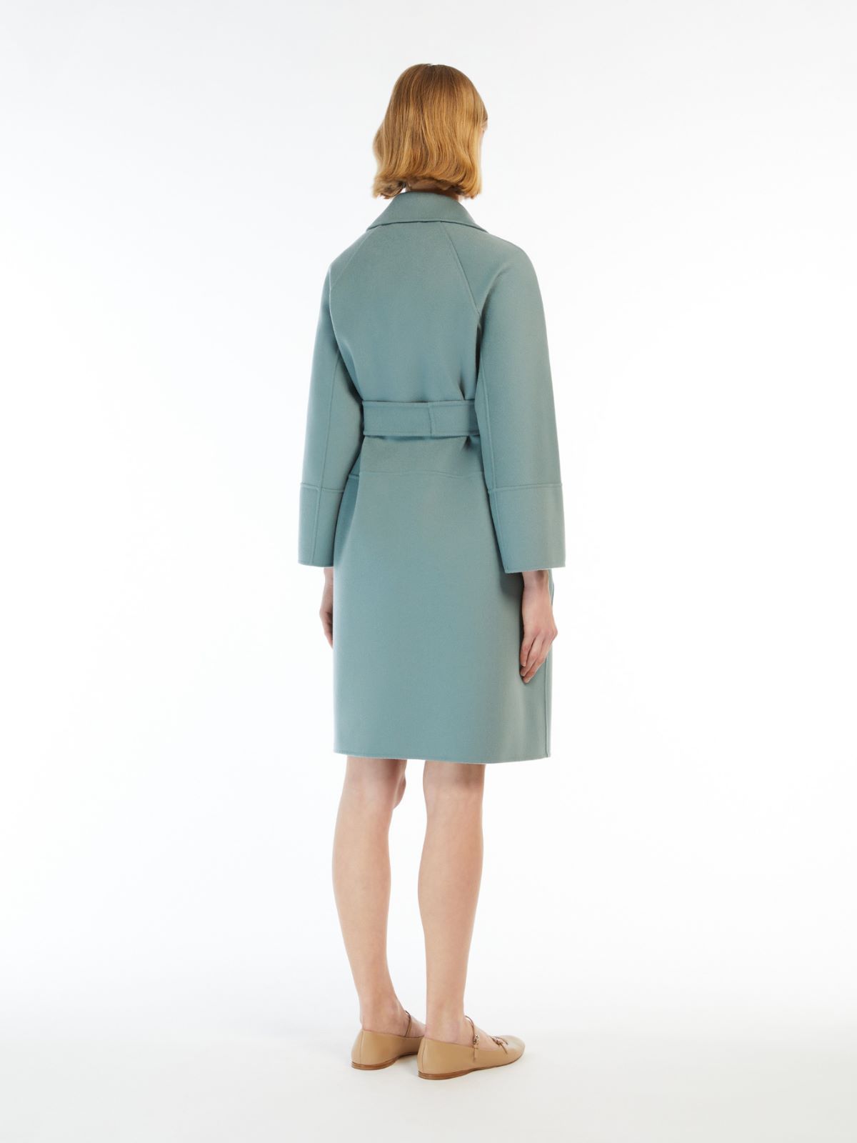 Double-faced short wool coat