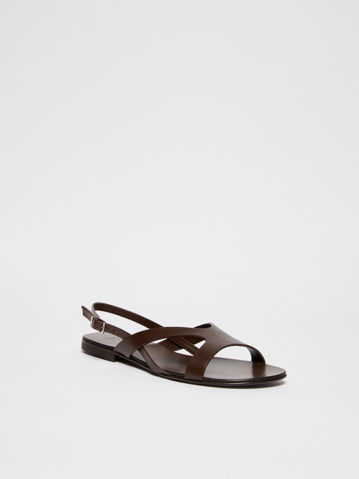 Flat leather sandals
