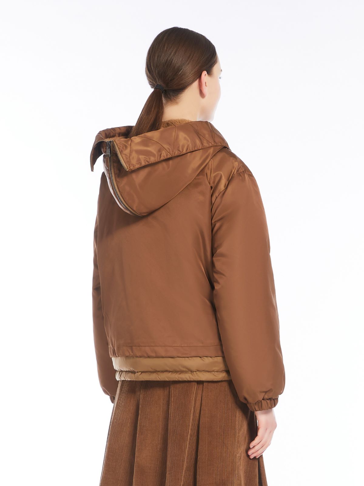 Water-repellent twill parka