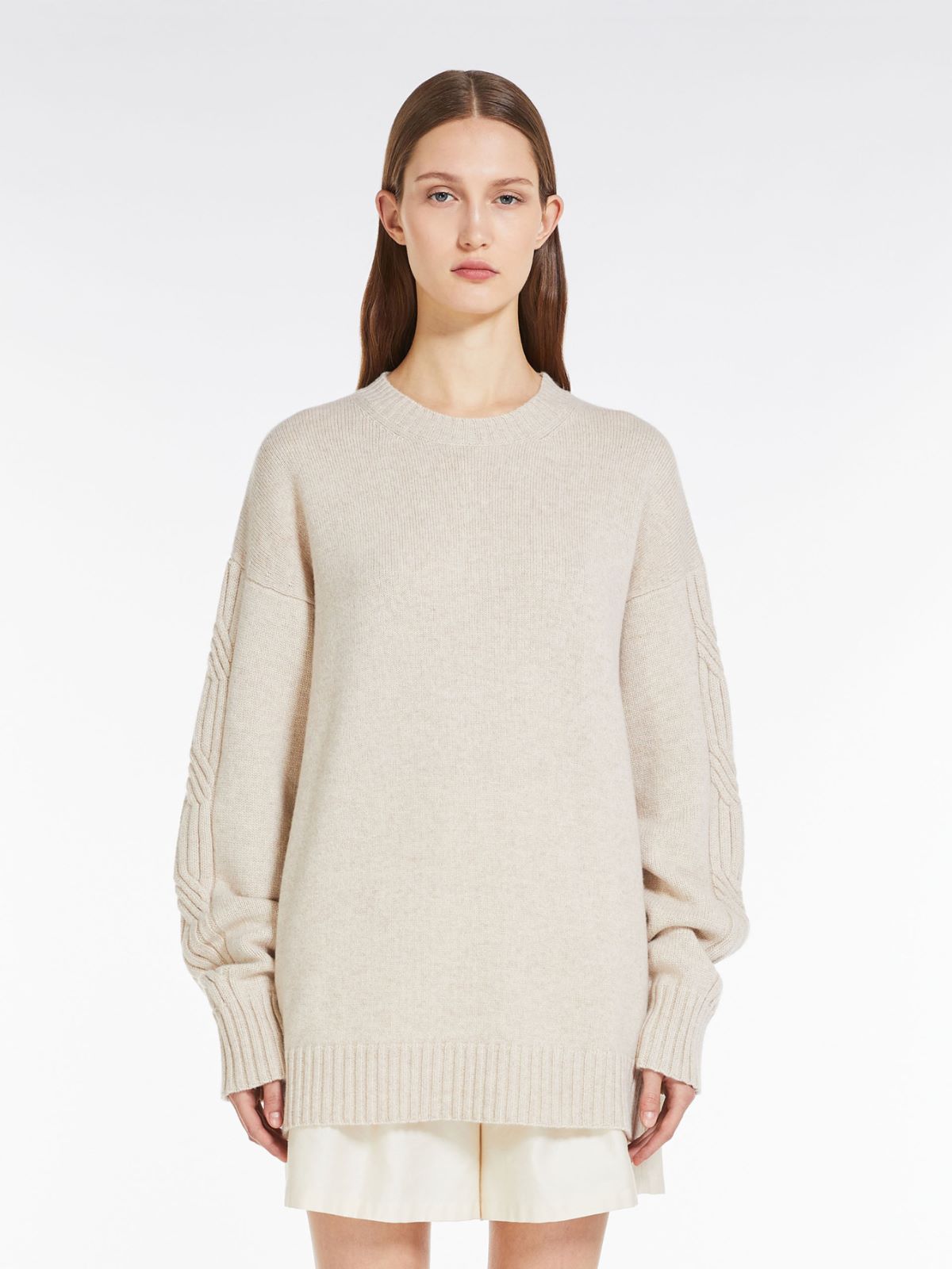 Cashmere yarn jumper