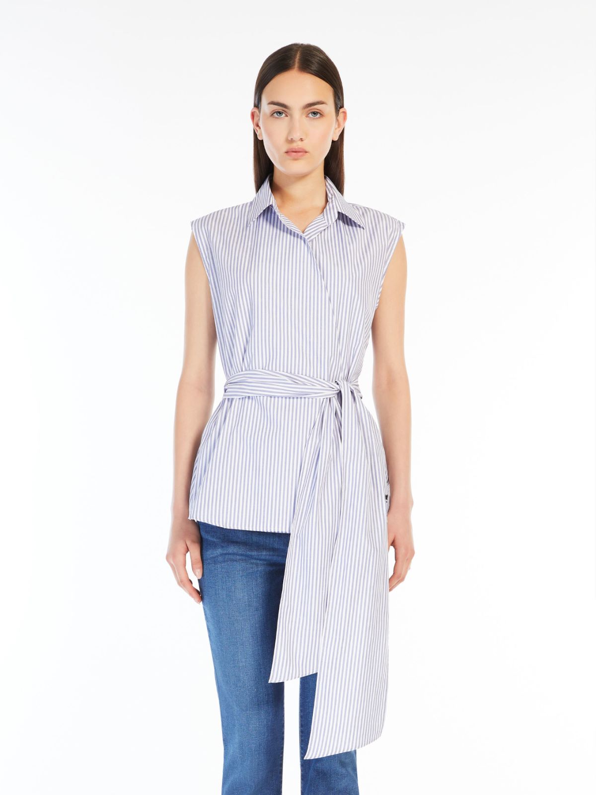 Sleeveless poplin shirt
