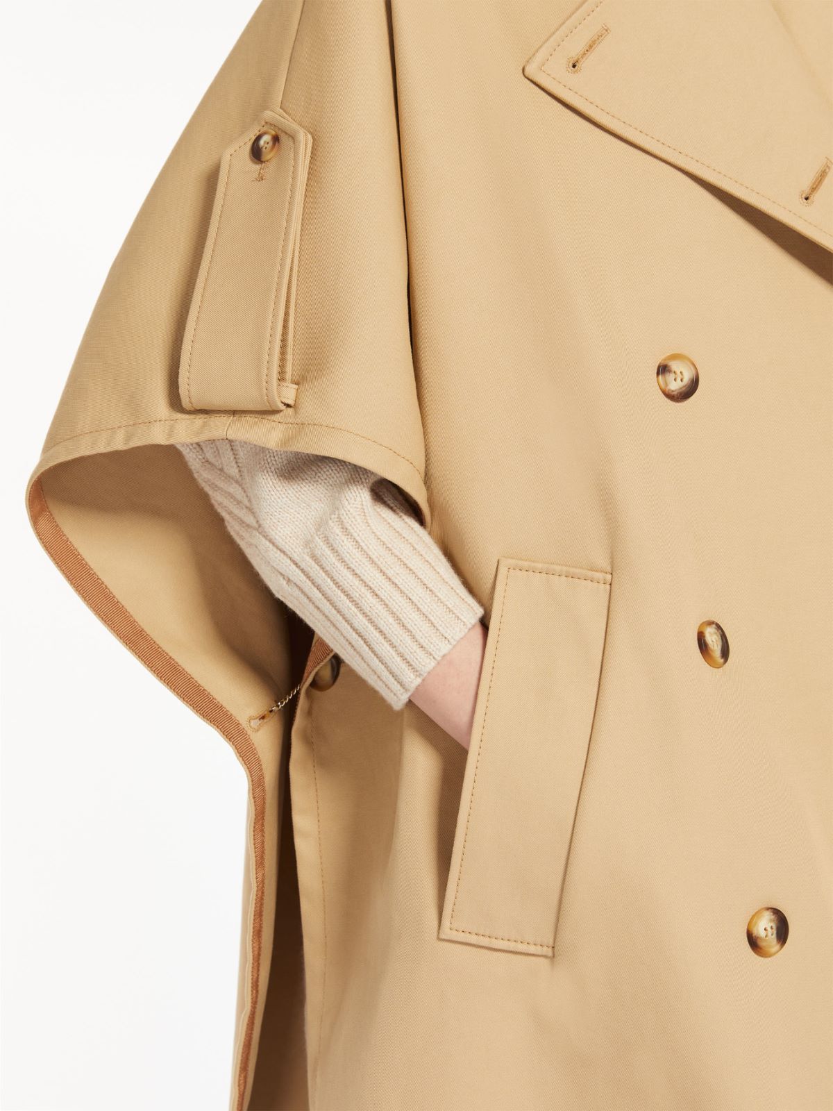 Double-breasted cape in water-resistant cotton