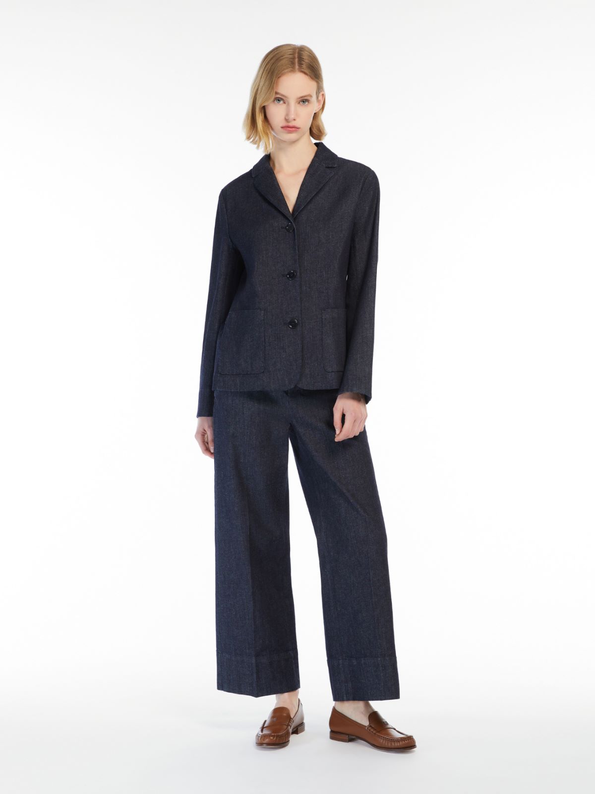 Single-breasted denim jacket