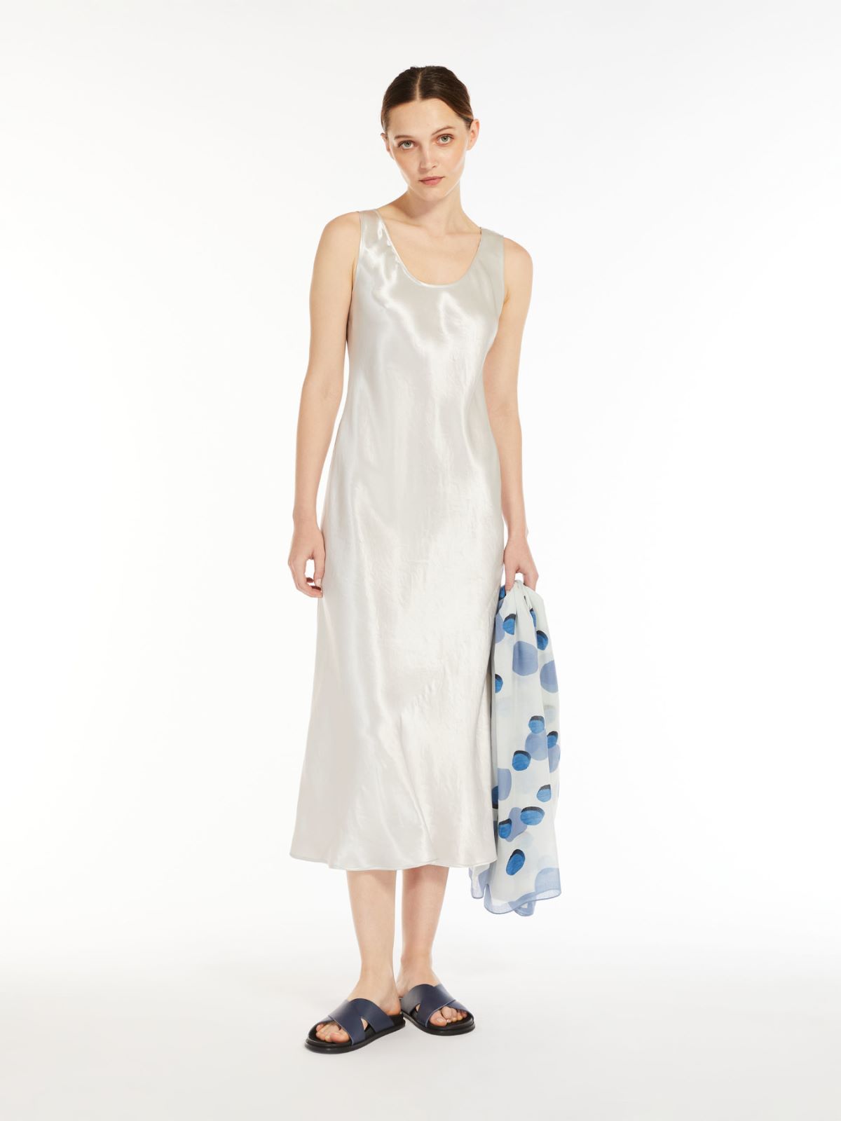 Long technical satin dress