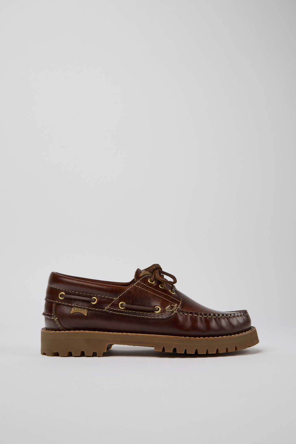 Brown boat shoe for men