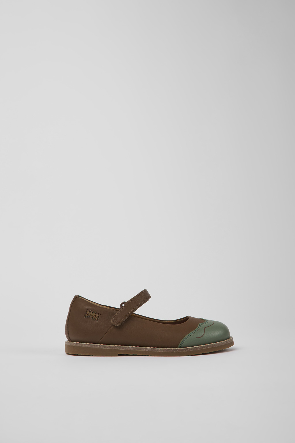 Brown and green leather ballerinas for kids