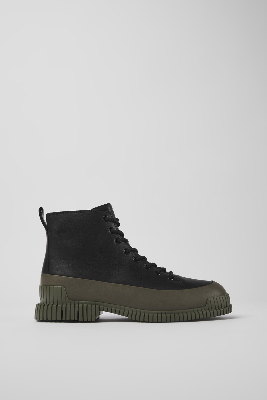 Black and green leather ankle boots for men